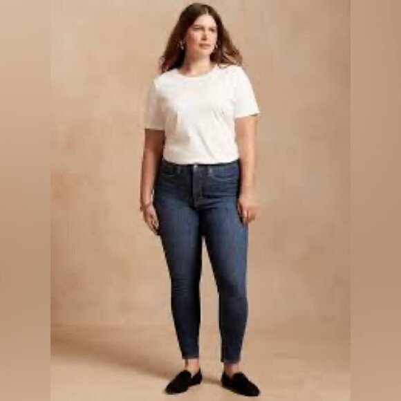 Banana Republic Mid Rise Skinny Dark Wash Jeans Size 35 - Picture 2 of 10
